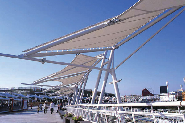 膜布批發(fā)廠家發(fā)貨前是否需要進(jìn)行裁剪？